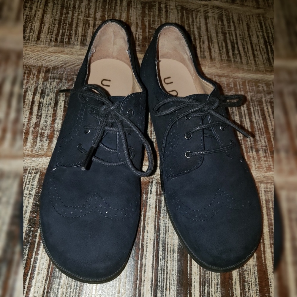 Boy's suede formal / wingtip shoes